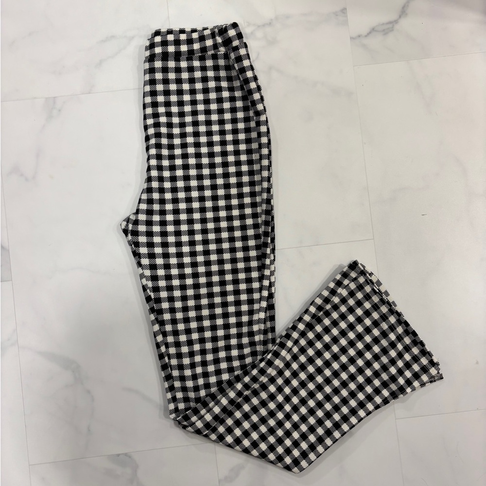 SHEIN Black and White Checkered Leggings